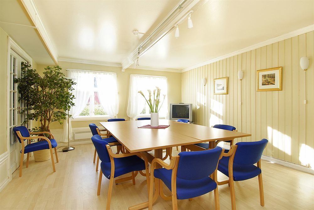 Hotel Gardermoen Hotel Bed & Breakfast 3*